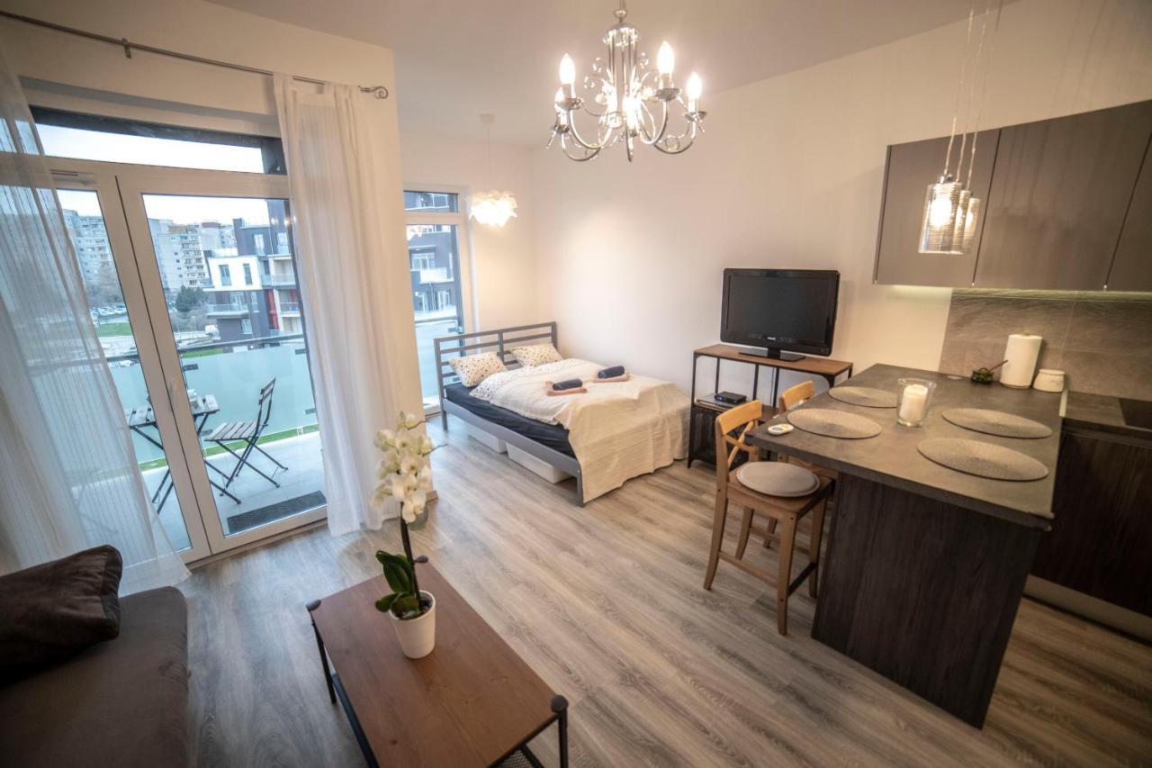 Sasadpark'S New Apartment In The West Part Of Buda บูดาเปสต์ ภายนอก รูปภาพ