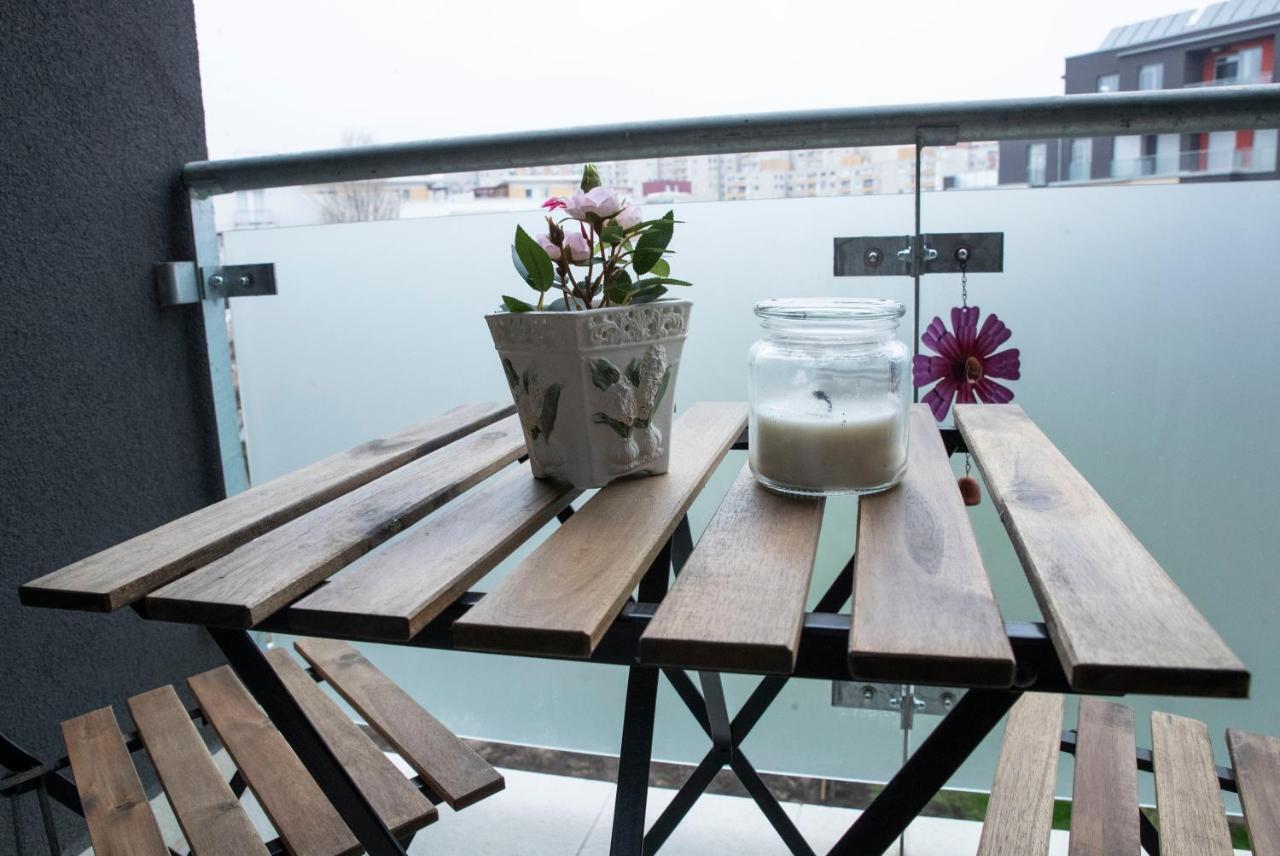 Sasadpark'S New Apartment In The West Part Of Buda บูดาเปสต์ ภายนอก รูปภาพ